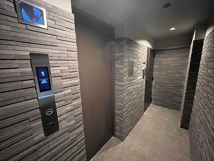 エントランス部分 グレース十日市