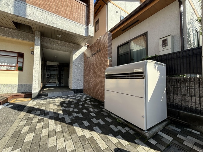 エントランス部分 ベル・エポック安芸