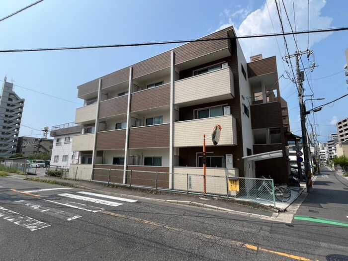 外観写真 ＡＸＡ五日市駅前