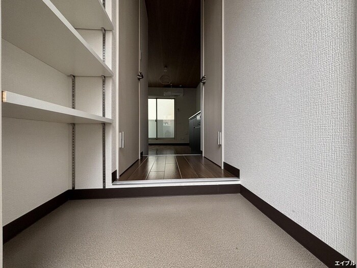 玄関 ＡＸＡ五日市駅前