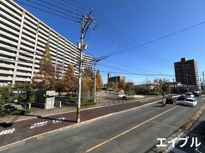 室内からの展望 ＡＸＡ五日市駅前