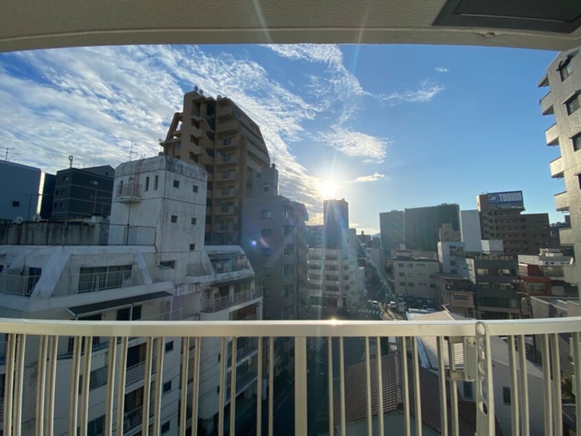 室内からの展望 クリスタルビル
