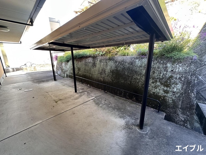 駐輪場 セフィラ・エルメス