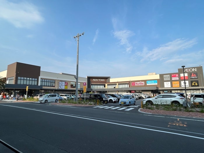 イオンタウン(スーパー)まで470m 久大マンション