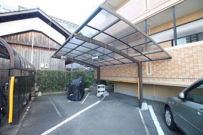 駐輪場 オプレ横川