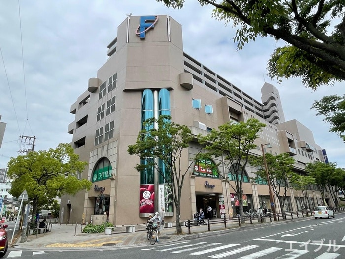 福屋(デパート)まで120m ｸﾞﾗﾝﾃﾞｭｵ五日市駅前ｴｽﾄ（907）