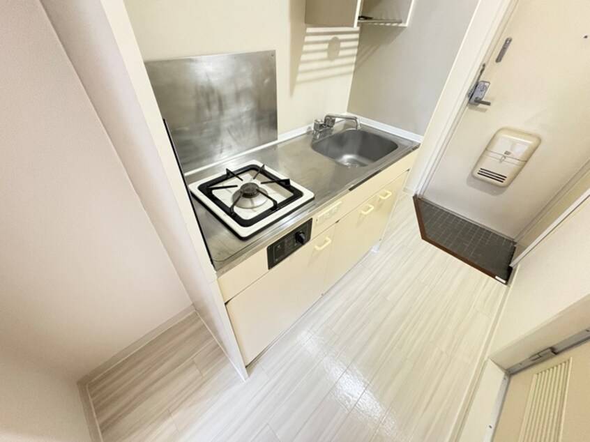 キッチン リバ－ジュ山下