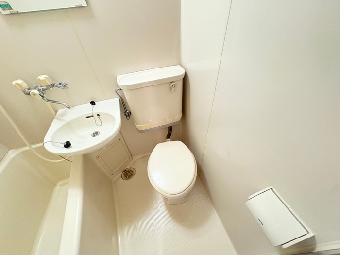 トイレ リバ－ジュ山下