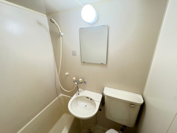 洗面 リバ－ジュ山下