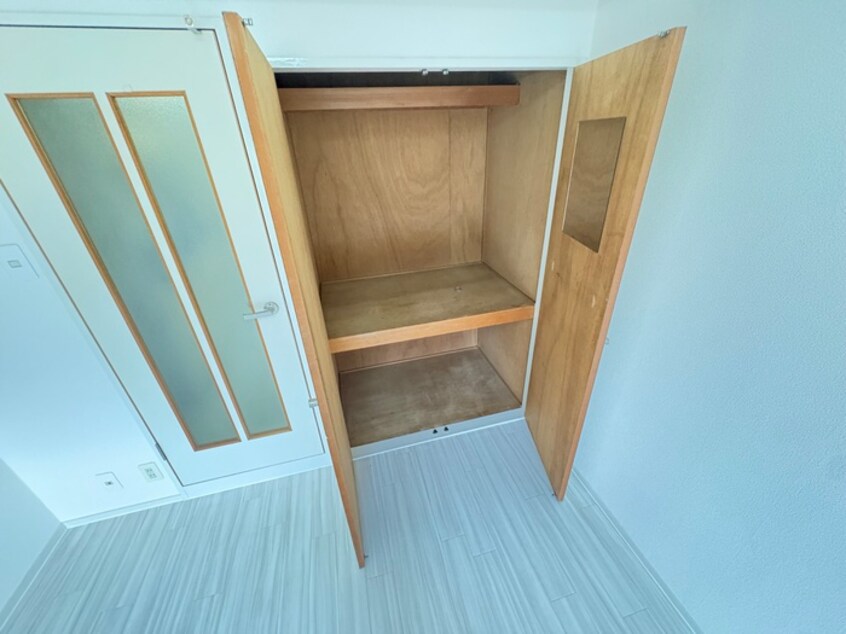 収納 リバ－ジュ山下