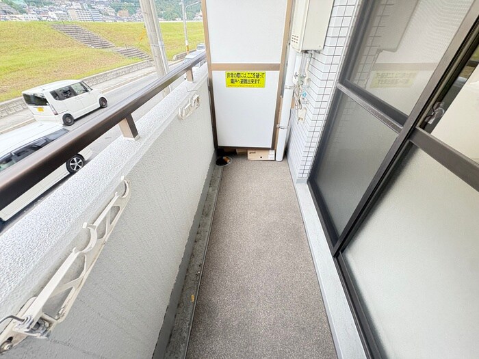 ベランダ・バルコニー リバ－ジュ山下