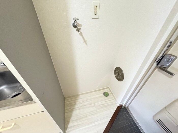 洗濯機置場 リバ－ジュ山下