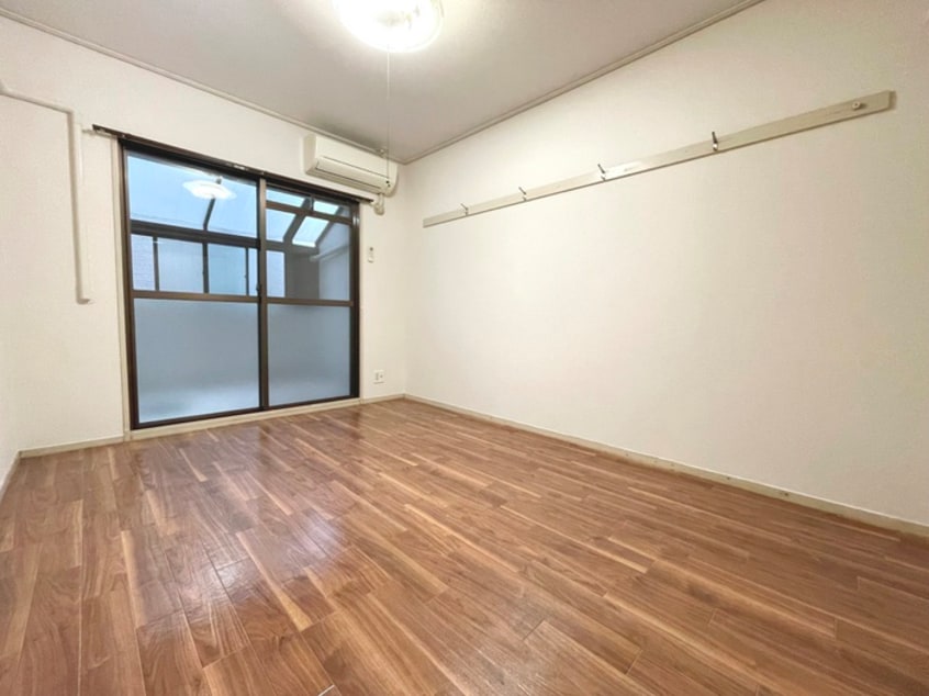 内観写真 リバ－ジュ山下