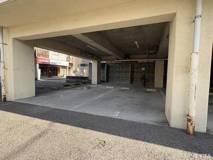 駐車場 コーポ101