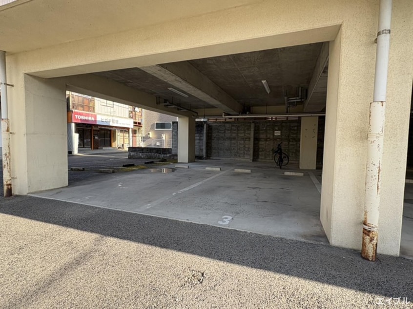 駐車場 コーポ101