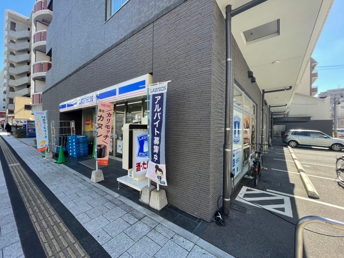 ローソン広島本川町店(コンビニ)まで70m ｔｅｒｒａｃｅ