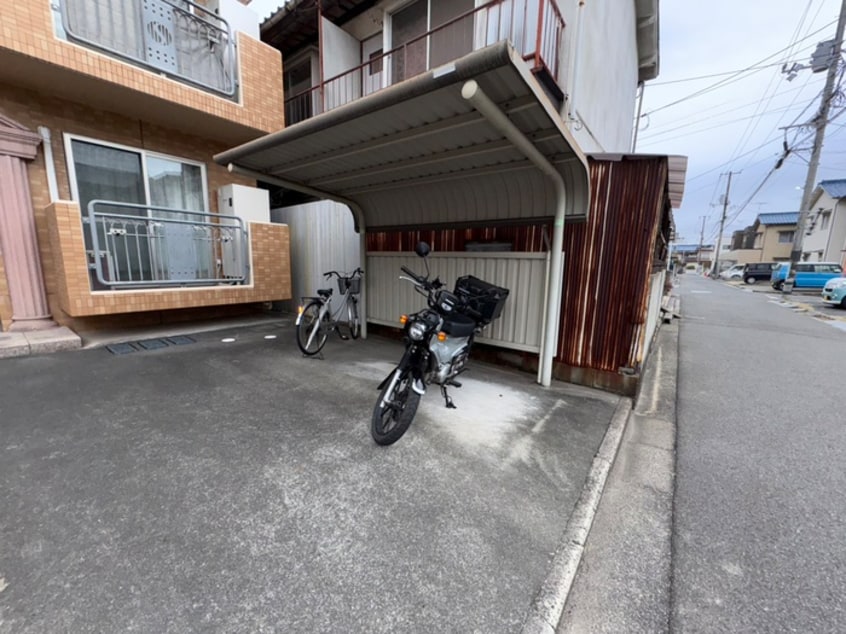 駐輪場 Kハイツ