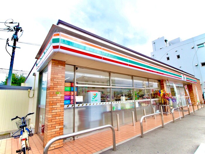 セブンイレブン広島大芝1丁目店(コンビニ)まで220m ハイツくりはら(1､2)