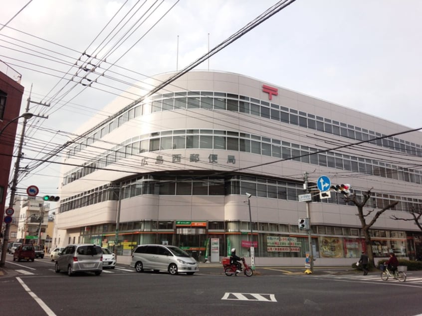 広島西郵便局(郵便局)まで550m West　River