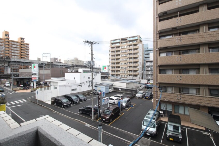 室内からの展望 グリ－ンパ－ク庚午