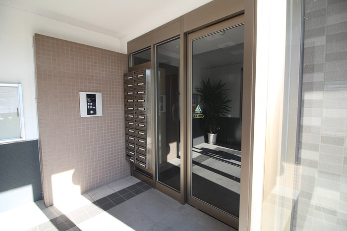 エントランス部分 カーサ　デル　リオ