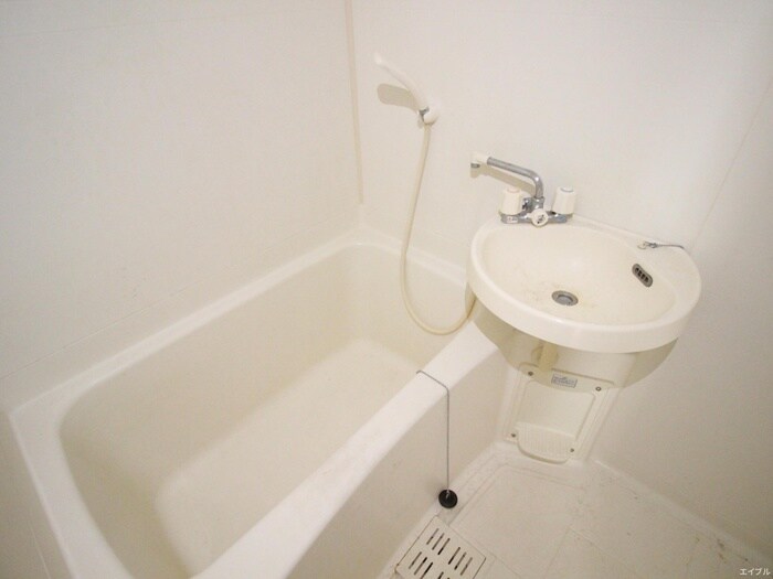 バス／シャワールーム等 ロイヤルヒルズ　Ａ棟