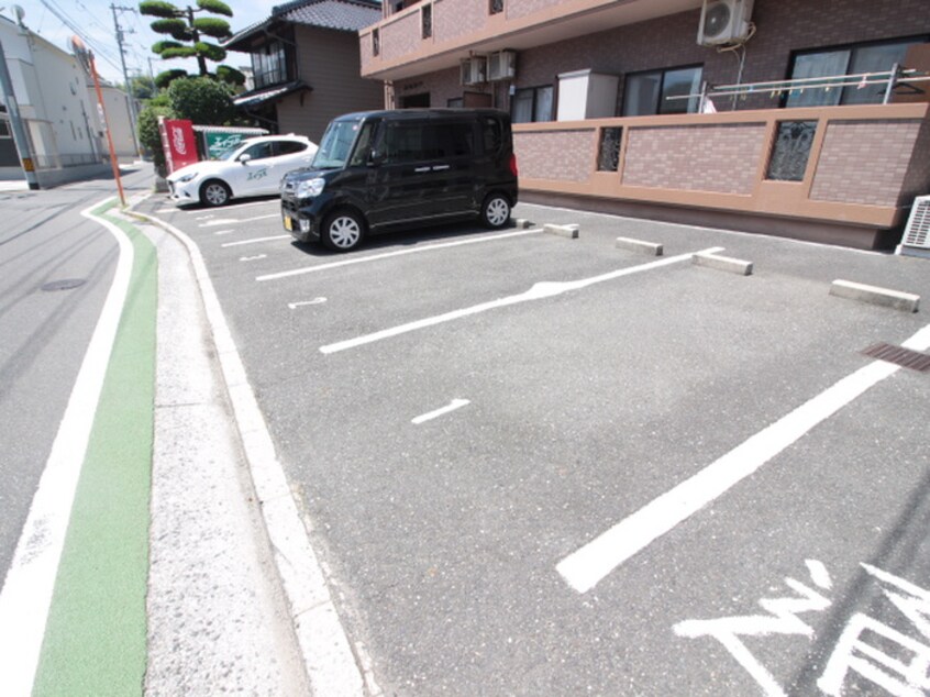 駐車場 よしもとハイツ