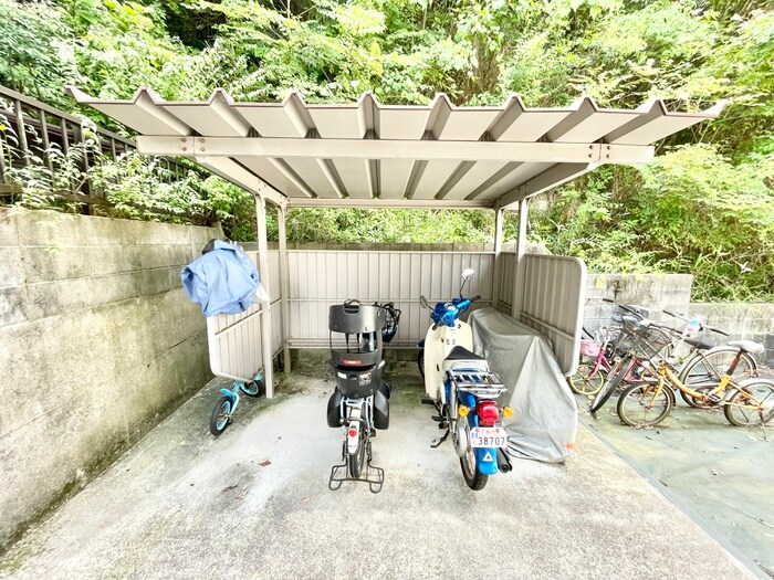 駐輪場 フレグランス城ヶ丘