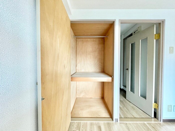 収納 フルリ－ル沖西