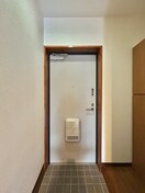 玄関 エルマ－ナⅡ