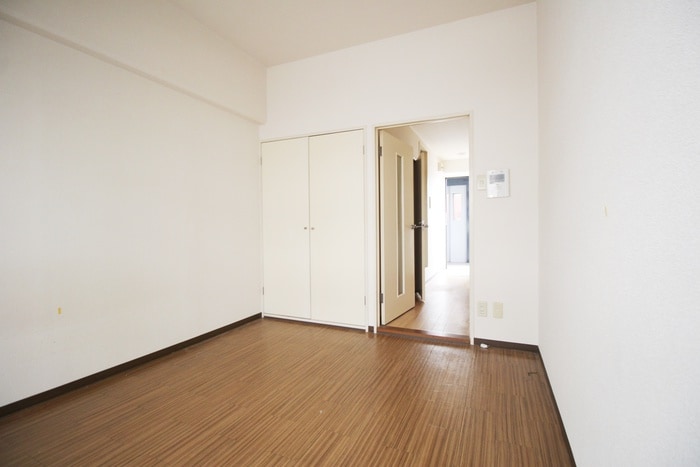 居室 アンシャンテ