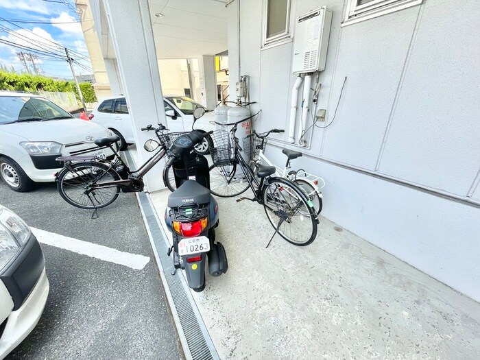 駐輪場 西本ビルⅡ