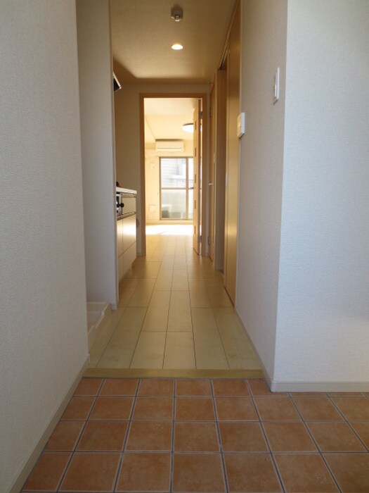 玄関 カーサヴィオラ