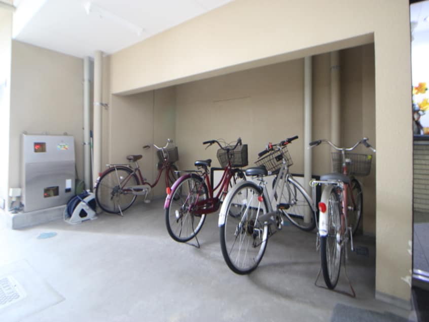 駐輪場 グランディア吉見園