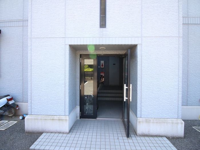 エントランス部分 ハイカムール玉木