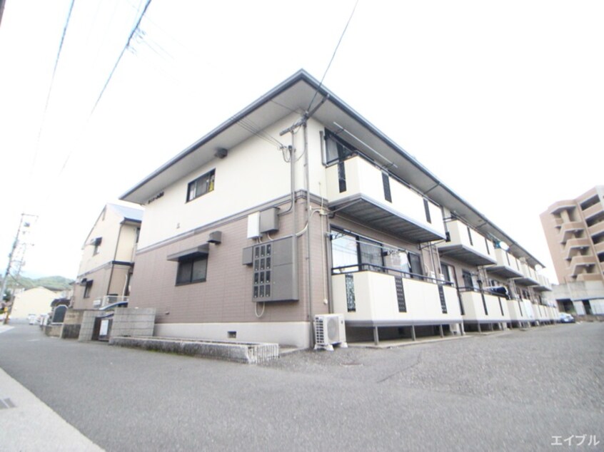 外観写真 ルミエ－ル倉本