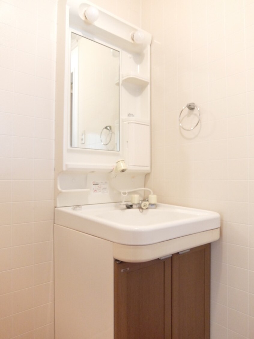 洗面 ルミエ－ル倉本