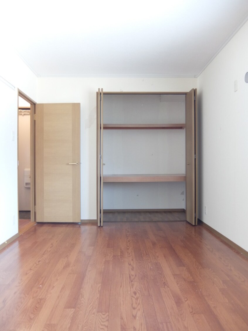 居室 ルミエ－ル倉本