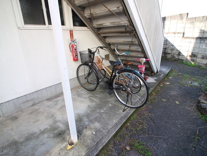 駐輪場 アピア田羅