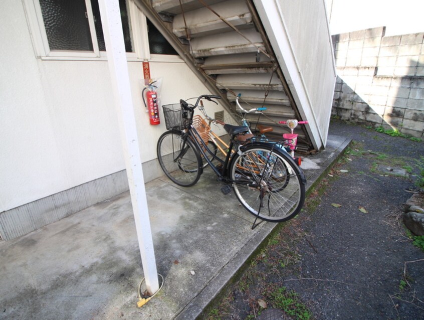 駐輪場 アピア田羅