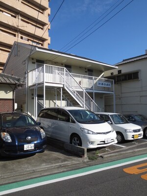 コーポジュネス