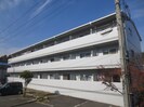 サンライズ伴駅前の外観