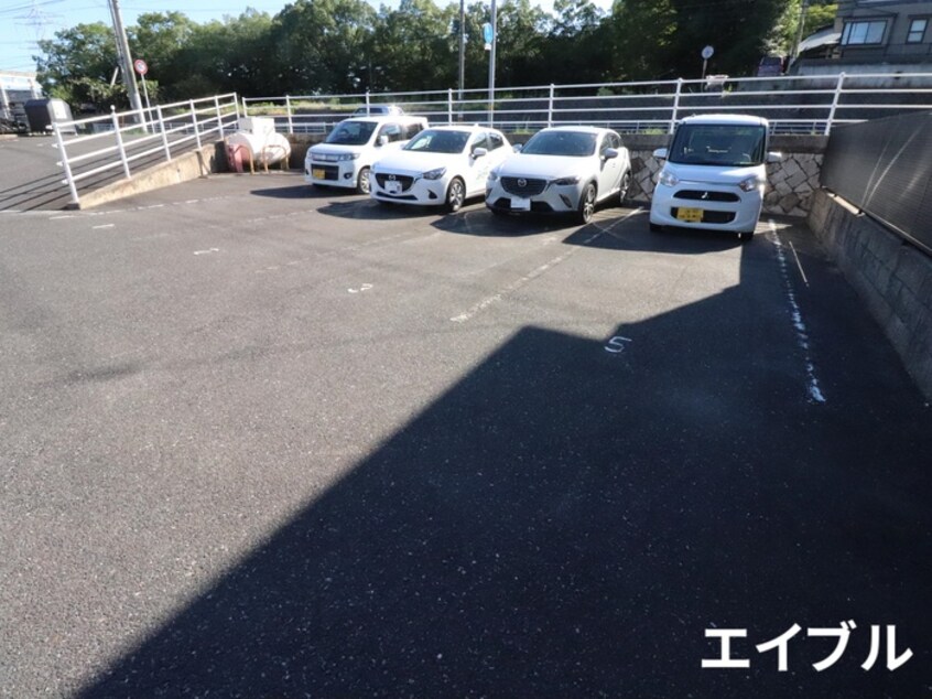 駐車場 ラフィネ速谷Ａ棟