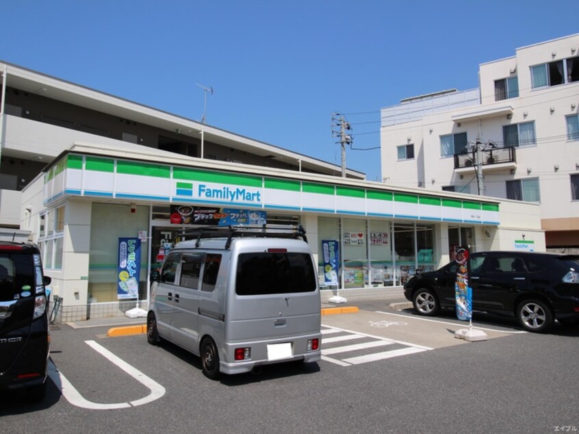ファミリーマート浜田１丁目店(コンビニ)まで570m エルメゾン緑ヶ丘