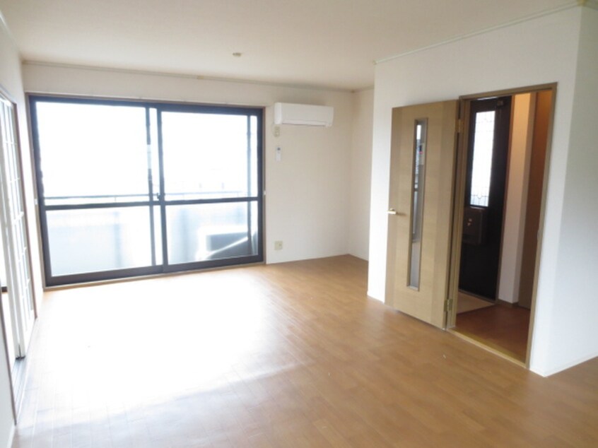 居室 ドミール西ヶ原B棟