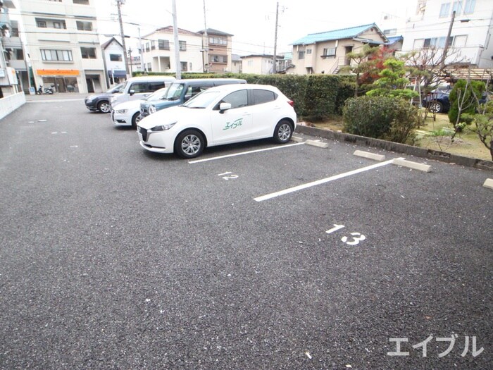 駐車場 ポルトボヌール壱番館