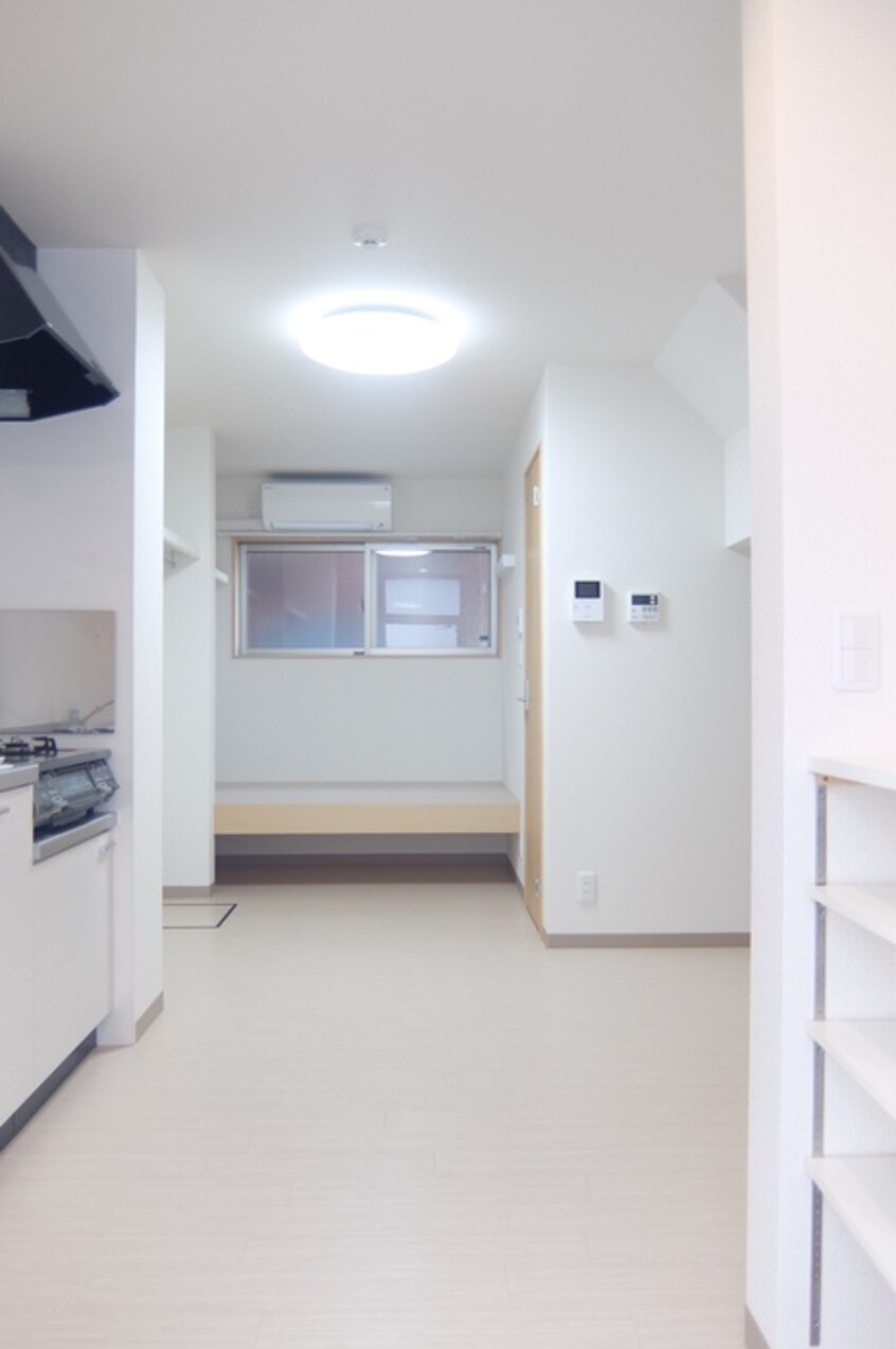 居室 ポルトボヌール弐番館