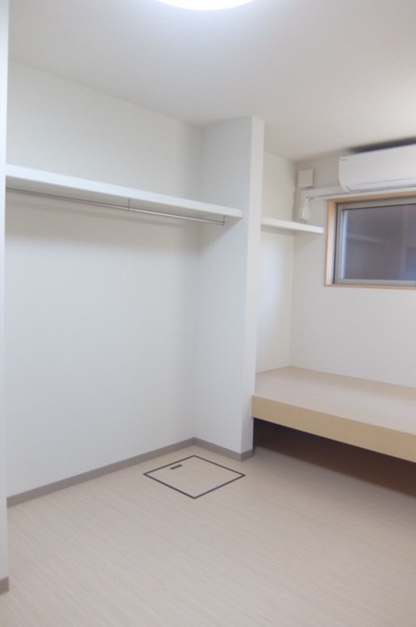 収納 ポルトボヌール弐番館