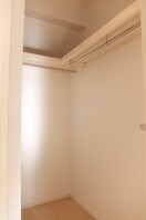 収納 メゾン・ド・アマリリオⅡ