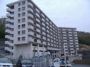 ﾄ-ｶﾝﾏﾝｼｮﾝ山根町ｾﾝﾀ-ｳｨﾝｸﾞ(507)